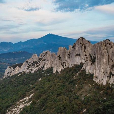 Appartement Au Calme Au Milieu Du Vignoble De Gigondas Zewnętrze zdjęcie