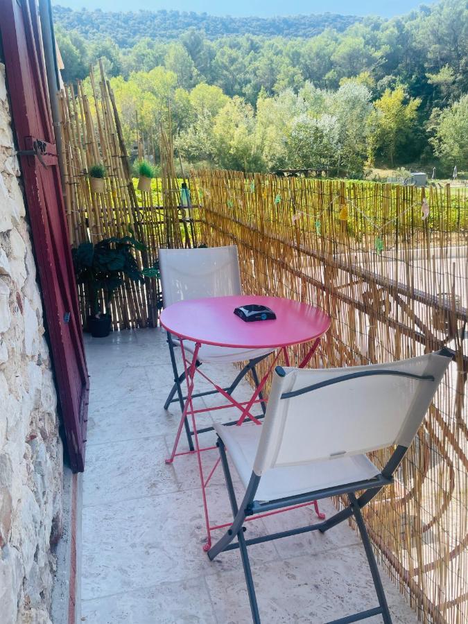 Appartement Au Calme Au Milieu Du Vignoble De Gigondas Zewnętrze zdjęcie